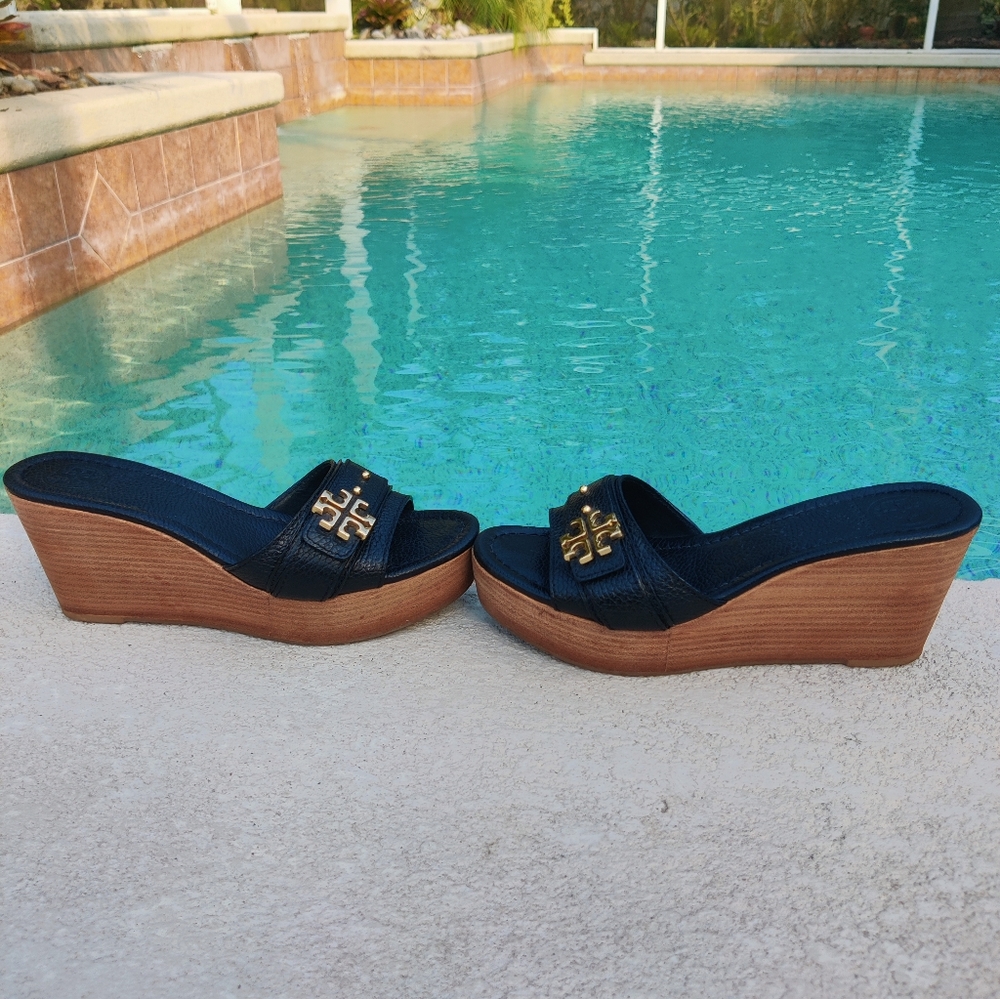 Tory Burch leather slide - Picture 8 of 16